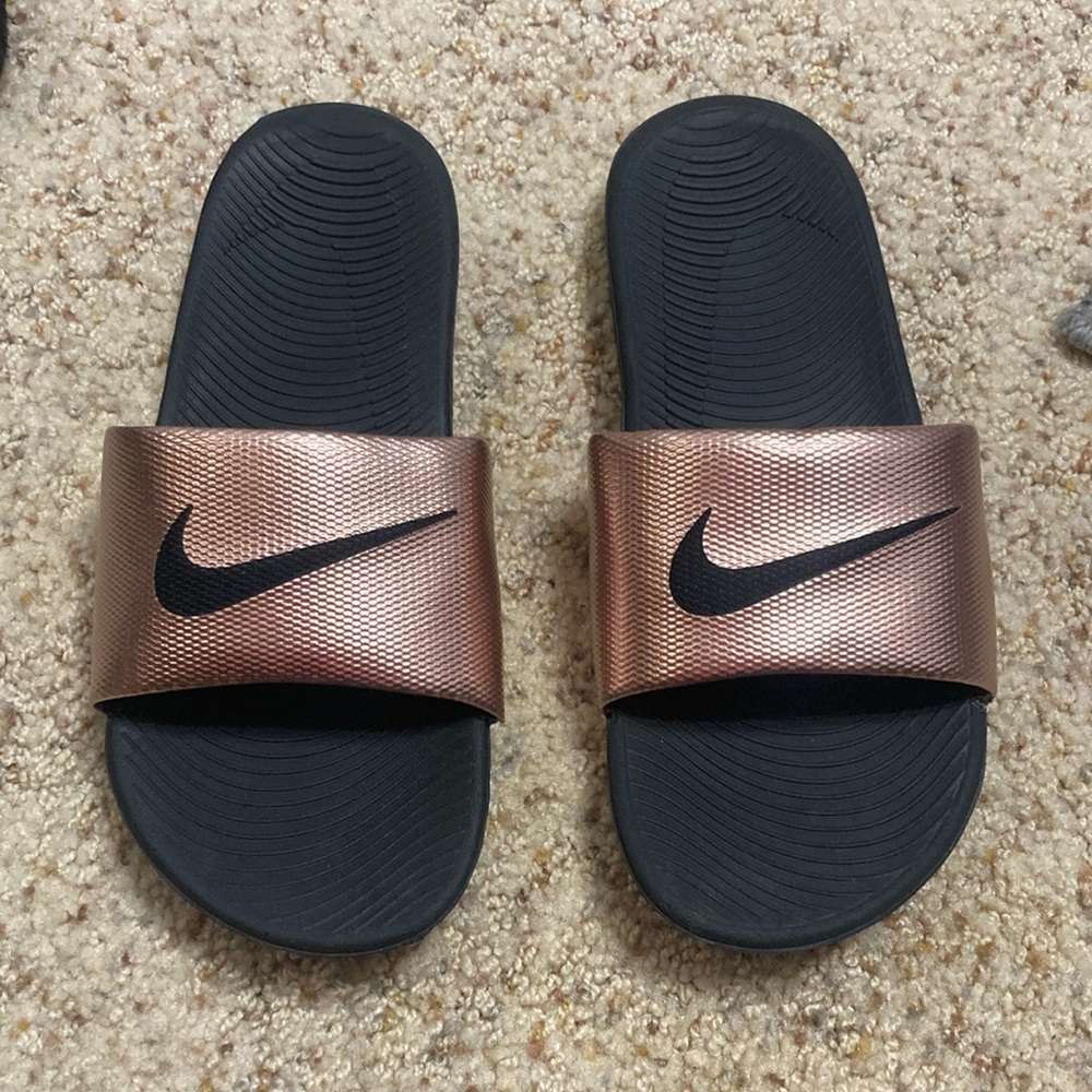 Womens Rose Gold slides